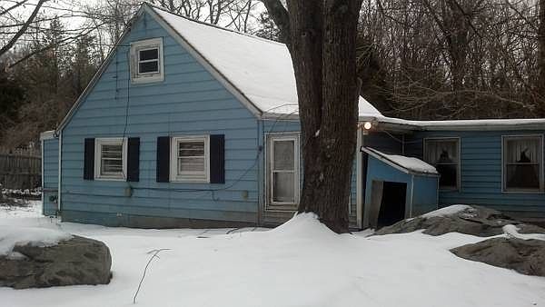 1st image of 40 W Dorsey Ln