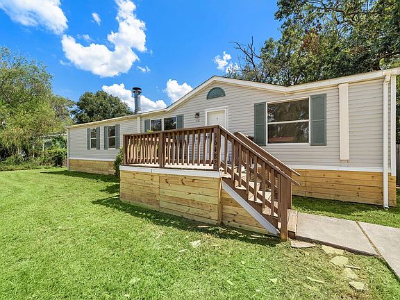 4th image of 16482 Pisces Rd