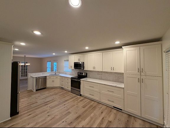 2nd image of 19018 Kailua Cir