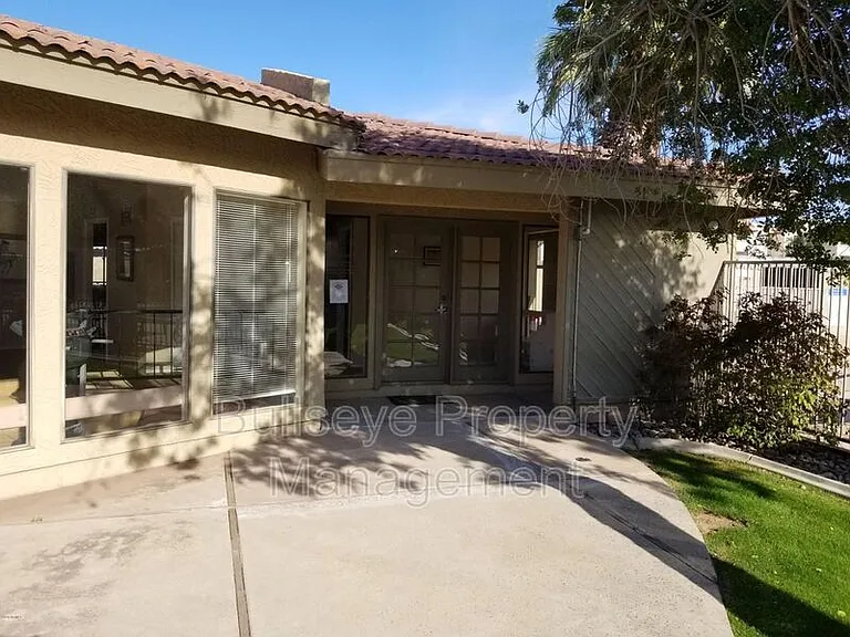 1111 E University Dr #237 — Photo 29