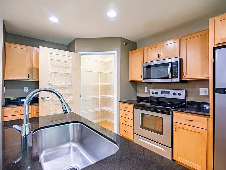 Overlook Ridge Apartments — Photo 58