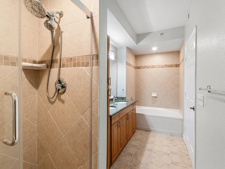 7915 Preserve Cir #216 — Photo 54