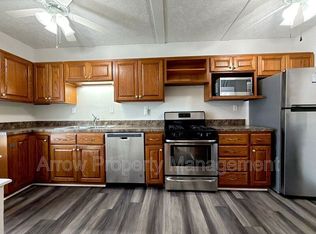 2068 S 18th St #2, Lincoln, NE 68502