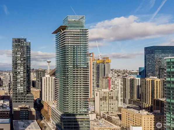 300 Virginia Street #2210, Seattle, WA 98121