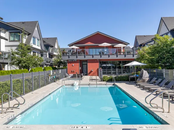 19451 Sutton Ave #19, Pitt Meadows, BC V3Y 0G6
