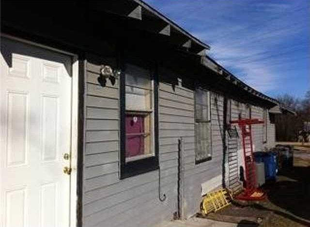 2nd image of 2523 Harlandale Ave