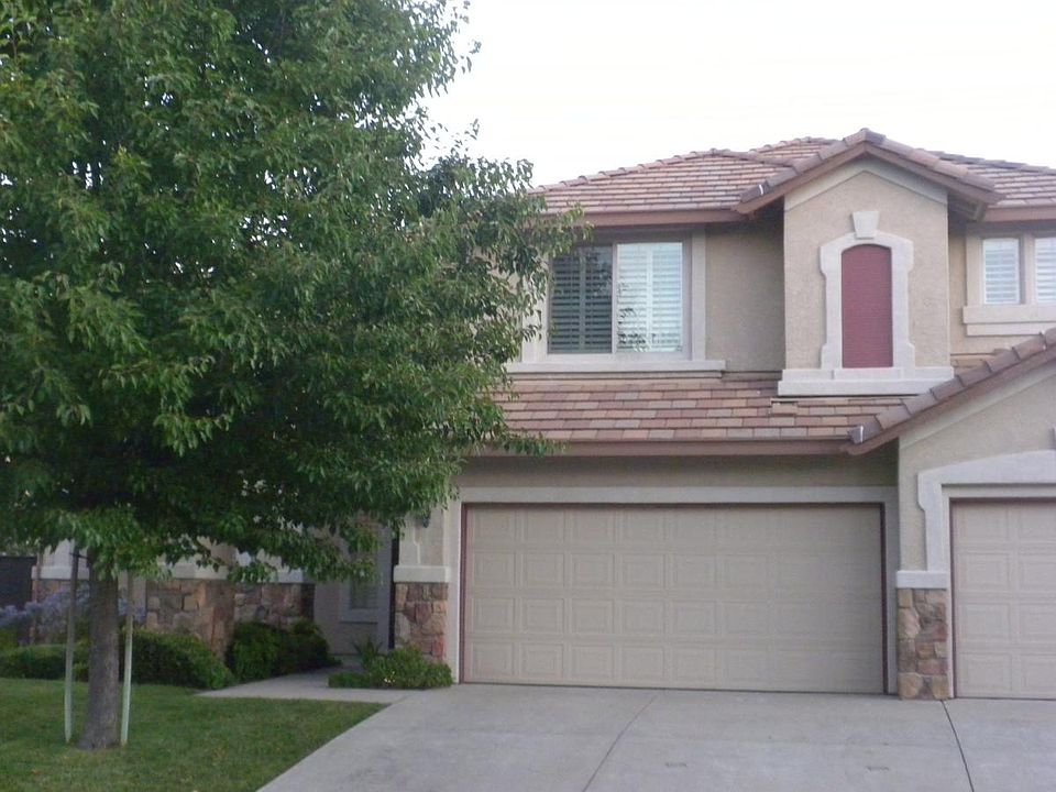 2nd image of 6704 Caprezzo Way