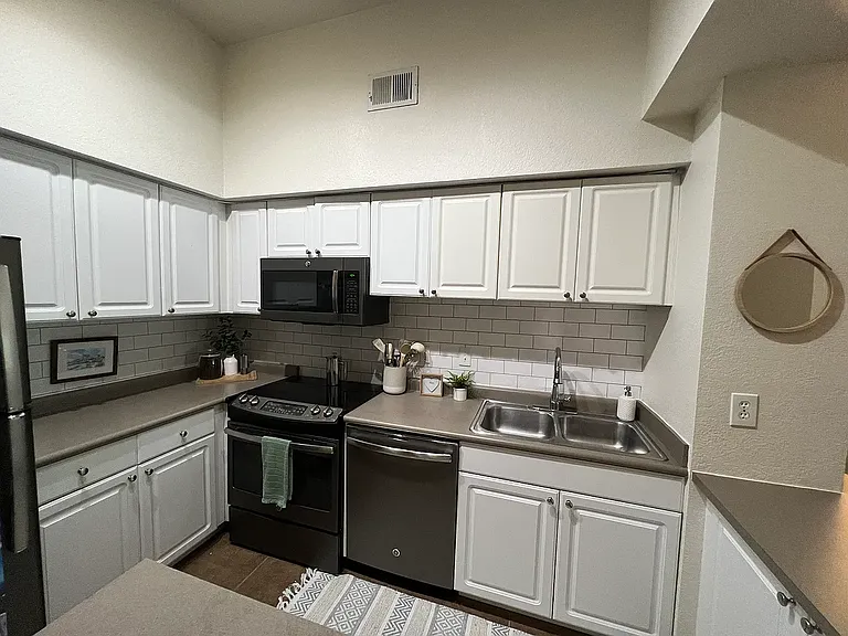 504 S Armenia Ave #1310 — Photo 3