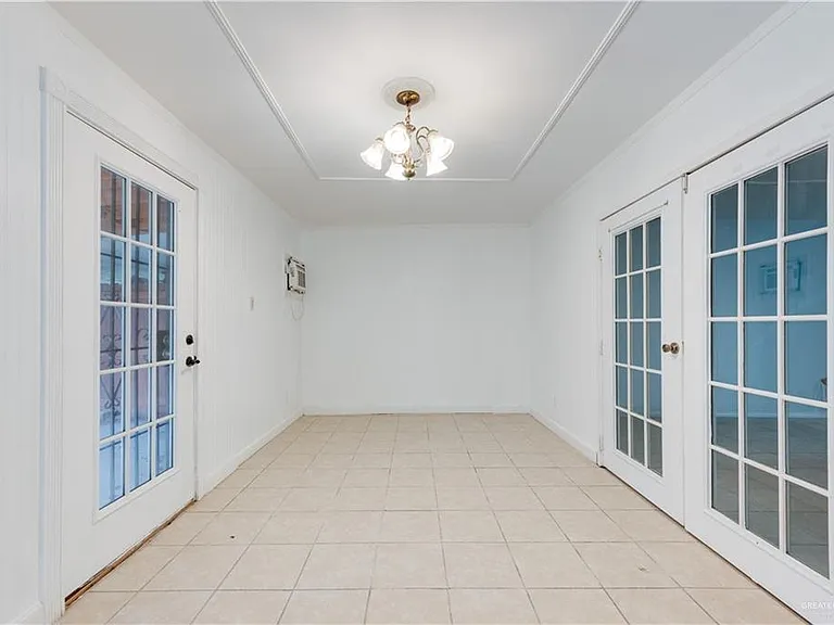 715 Continental Dr #3 — Photo 8