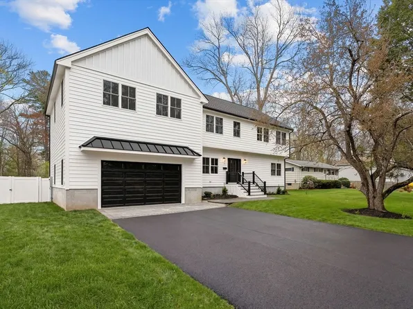7 Nelson Rd, Burlington, MA 01803