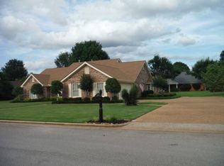 1949 Charlotte Ct, Florence, AL 35630