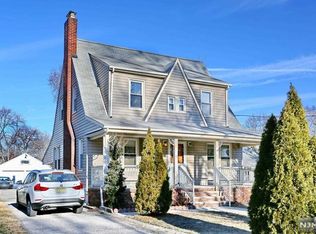 195 Wilson St, Hackensack, NJ 07601