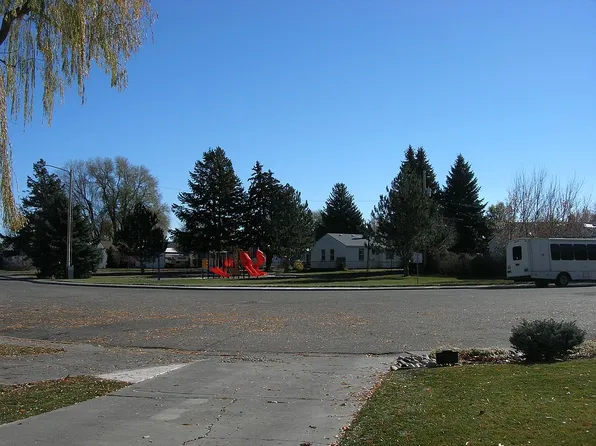1095 Vine Ave, Idaho Falls, ID 83402
