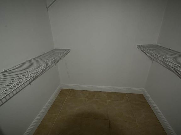 4th image of 2022 NE 135th St #209