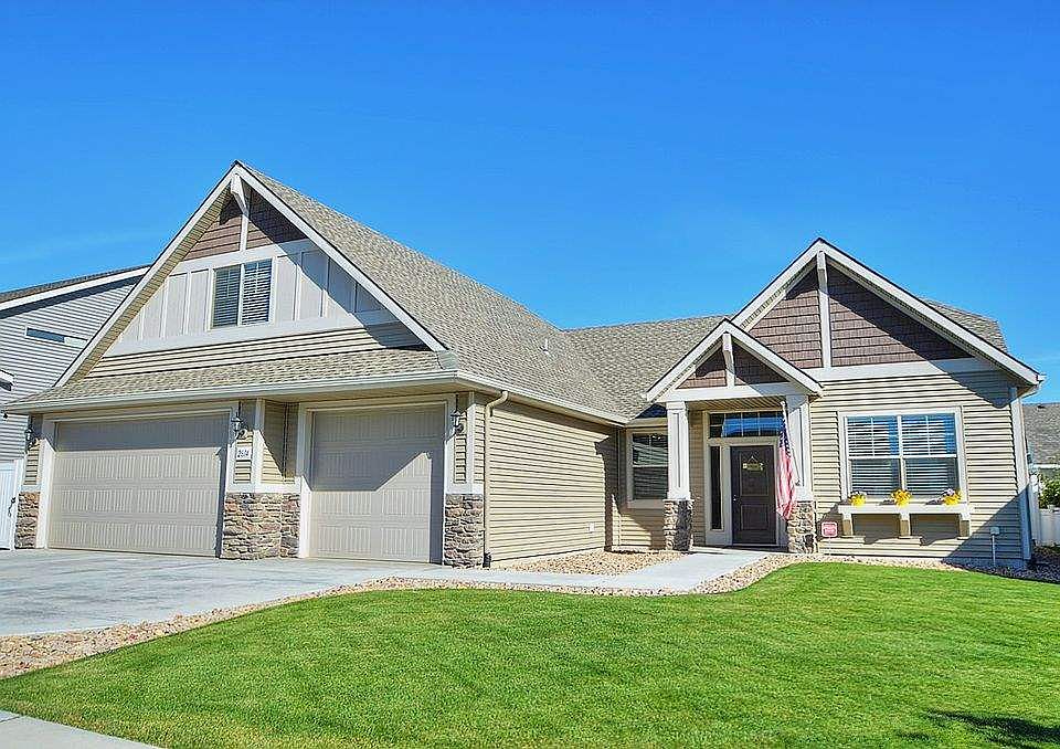 1st image of 2614 W Parkway Dr