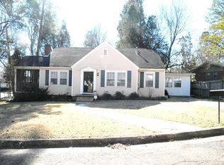 1224 11th Ave N, Columbus, MS 39701