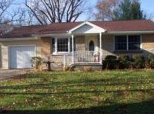 1114 Carnation St SE, Demotte, IN 46310