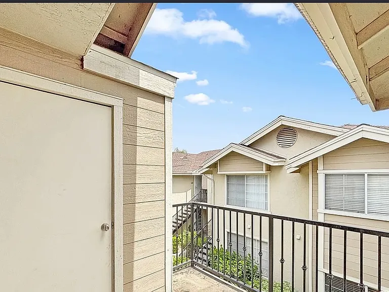 3555 Grove St #230 — Photo 21