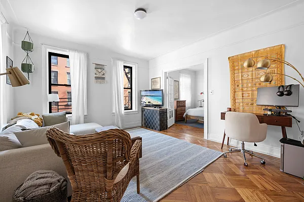 Rented by Corcoran | media 13