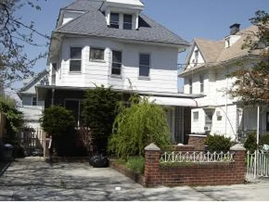 Sold by Sav A Lot Realty Inc | media 3