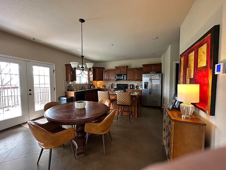 3712 Glenwood Springs St — Photo 3