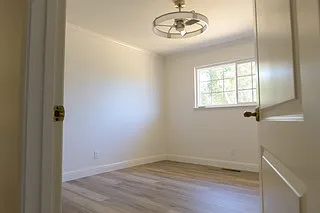 636 Eastview Way — Photo 21