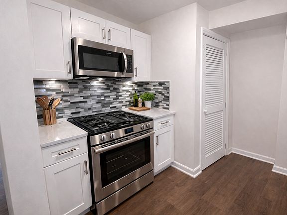 2nd image of 790 S 2nd St Unit 2