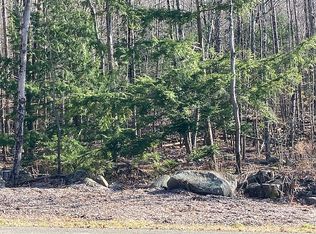 140 Roaser Rd, Sand Lake, NY 12153