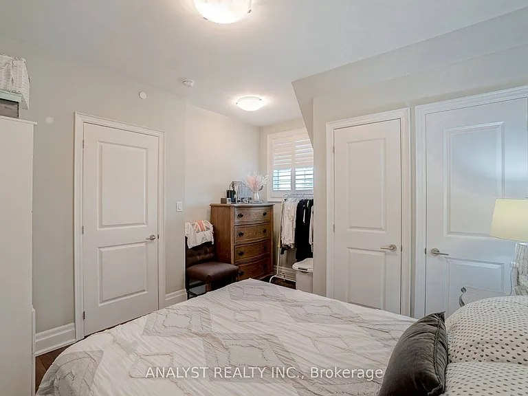 10425 Islington Ave #218 — Photo 22