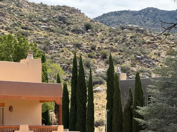 13928 Villa Sandia Pl NE, Albuquerque, NM 87112