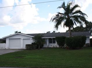 7466 N Leewynn Dr, Sarasota, FL 34240