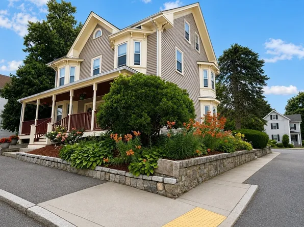 65 High St APT 1, Woburn, MA 01801