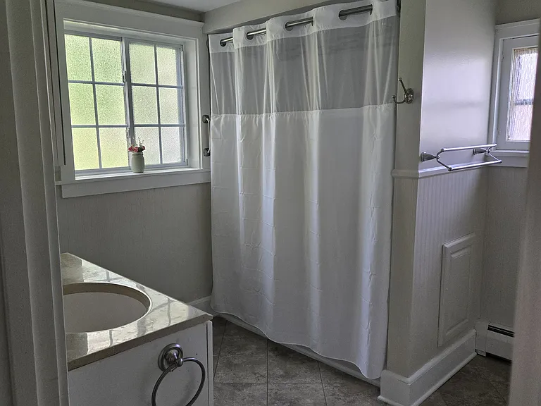 108 Center St #B — Photo 7