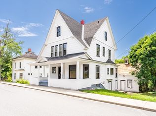 33 Eastern Ave, Barre, VT 05641