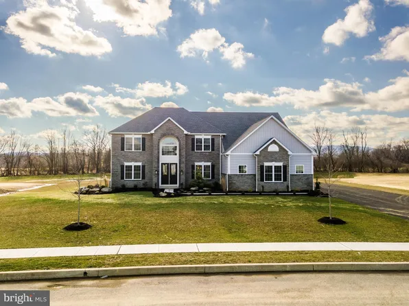 38 Chasen Ct #37, Reading, PA 19608