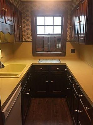 4th image of 1 Emma Rose Cir
