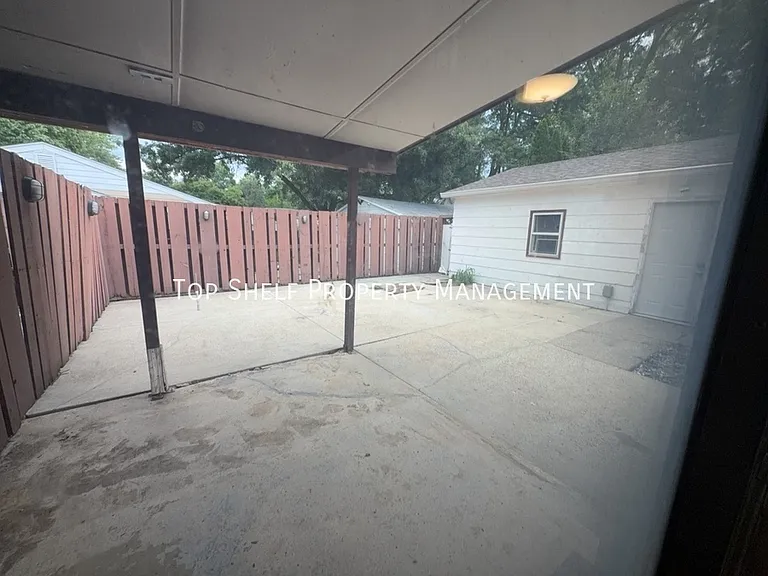 502 SE Hart Ave — Photo 10