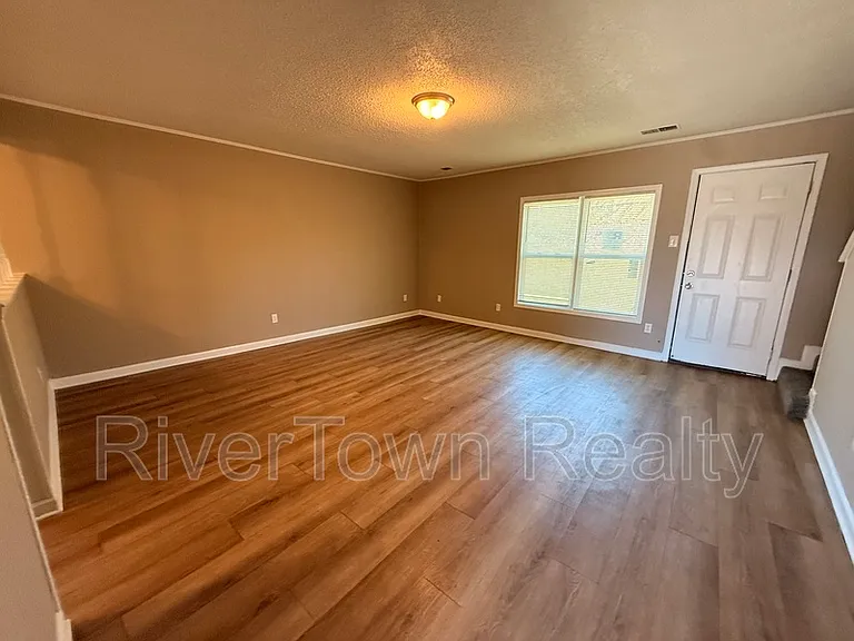 3816 Cedar Path Dr — Photo 2