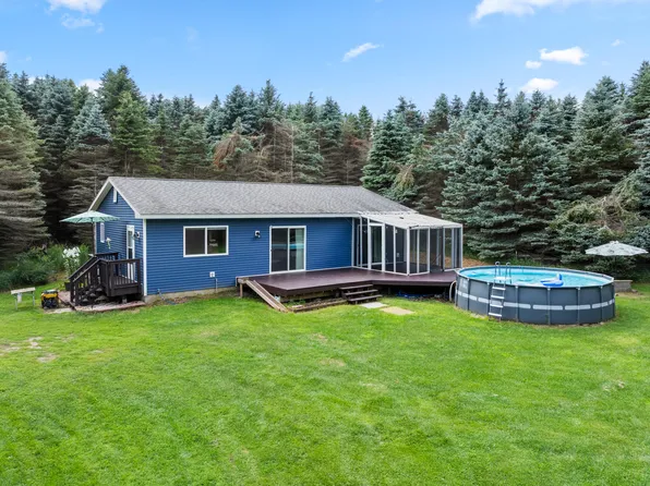 6242 Beckett Rd, Gaylord, MI 49735