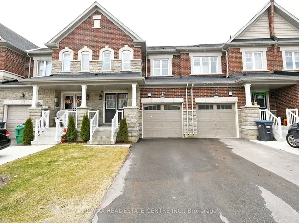 22 Hoover Rd, Brampton, ON L7A 4L2