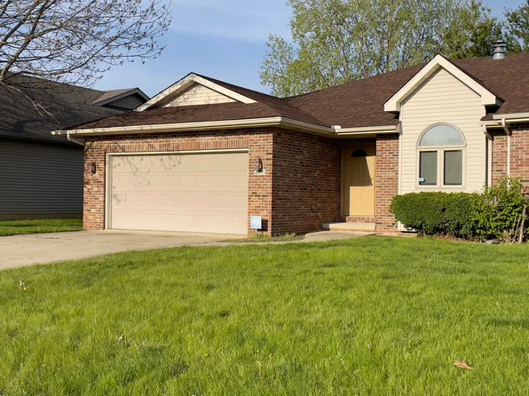 2700 Findley Dr, Springfield, IL 62704