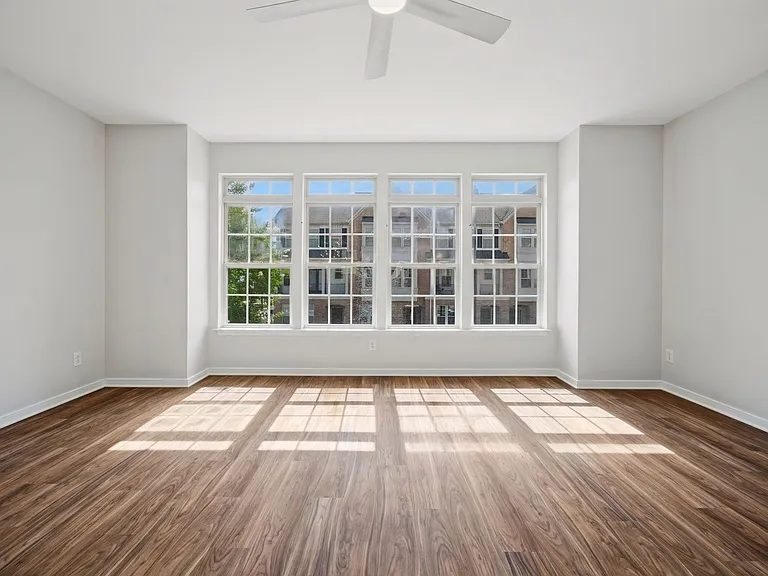 64 Transit Ln — Photo 19