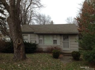 2436 Hester Ct, Keego Harbor, MI 48320