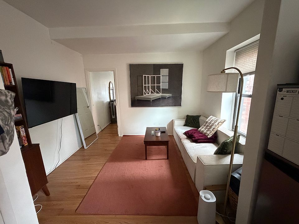 1st image of 344 E 61st St APT 14