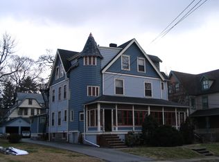 24 W Greenwood Ave, Lansdowne, PA 19050