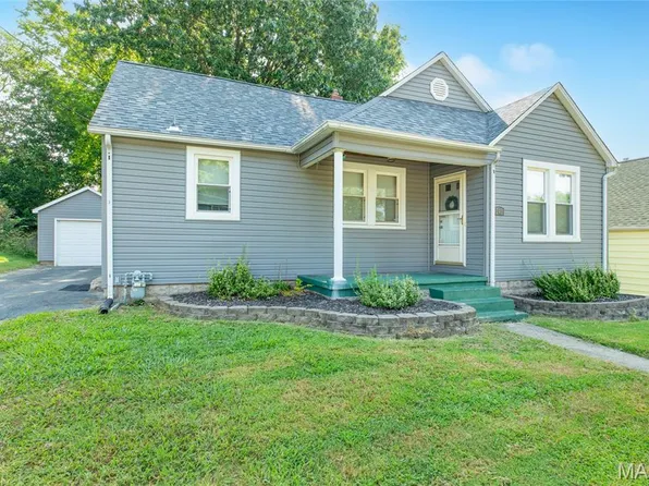 241 Herbert St, Alton, IL 62002