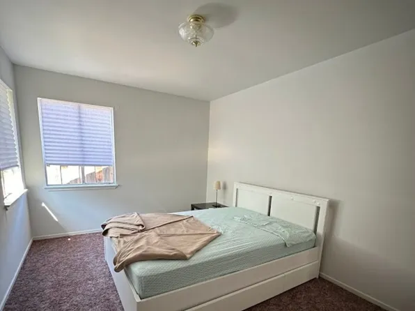 806 Emily Dr, Mountain View, CA 94043