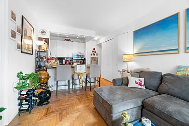 Rented by Level Group