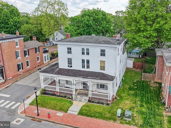 5th image of 133 S Main St