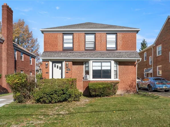 13517 Cedar Rd, University Heights, OH 44118
